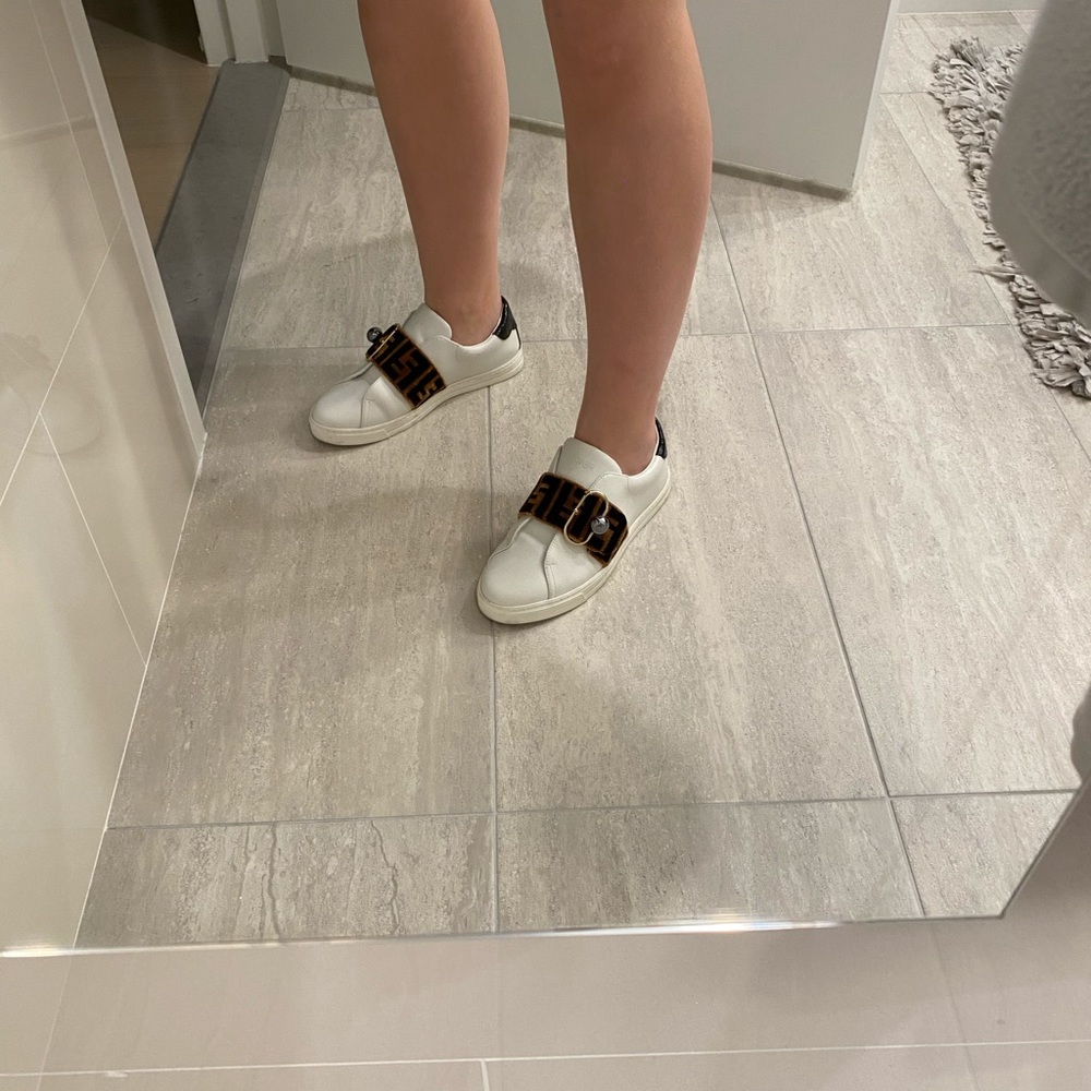Fendi fur print slide on sneakers - Picture 6 of 8